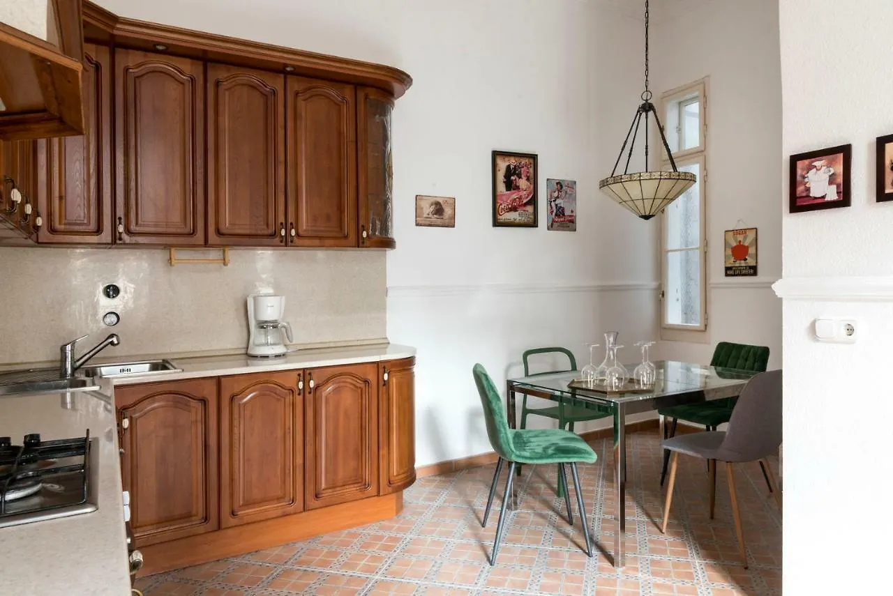 Lejlighed Central Apartman With Ac Budapest Ungarn